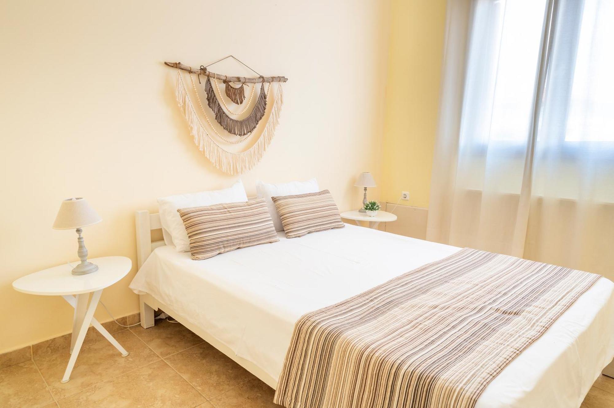 Stamatia Suites Аспровальта Экстерьер фото