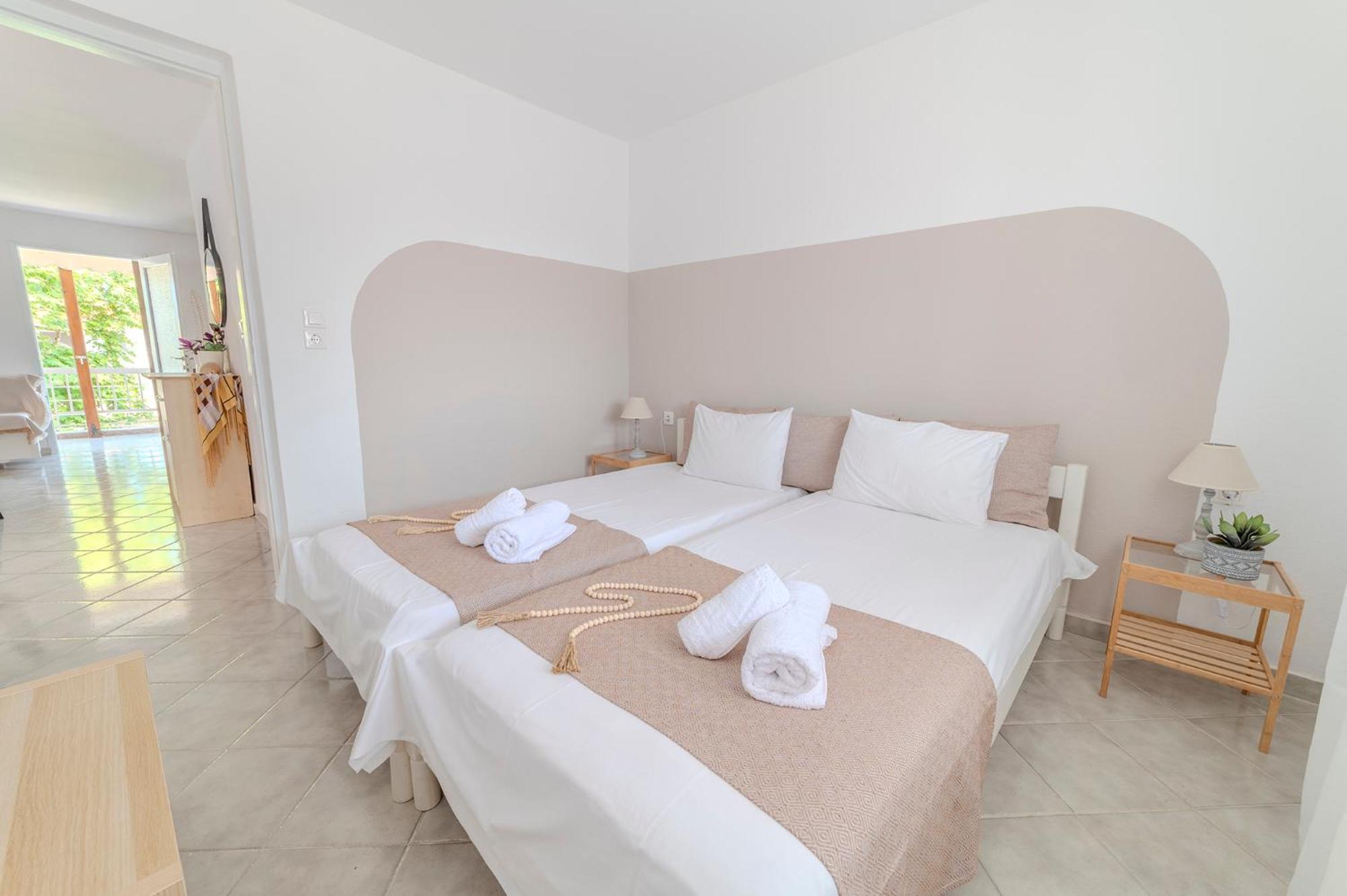Stamatia Suites Аспровальта Экстерьер фото